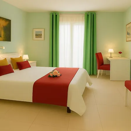 House Проживание в семье Матера